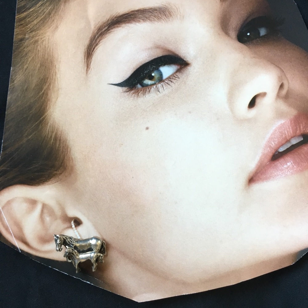 Vintage Silver Horse Earrings - Picture 8 of 11
